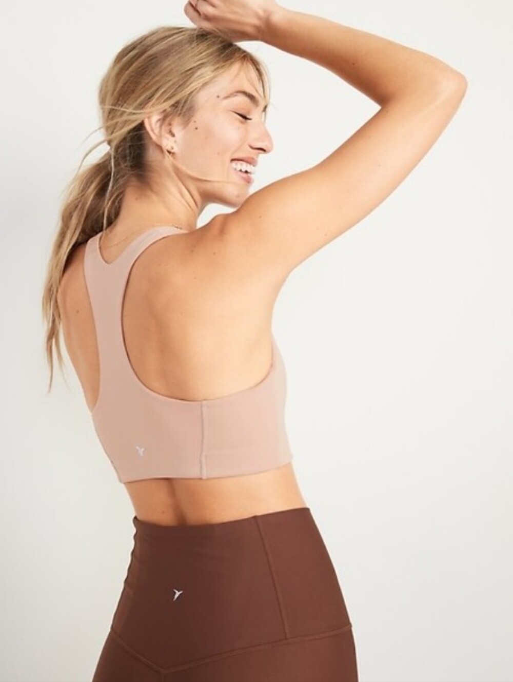 Old Navy-Medium Support PowerSoft Racerback Sports Bra(Mollusk 🤎)-Small